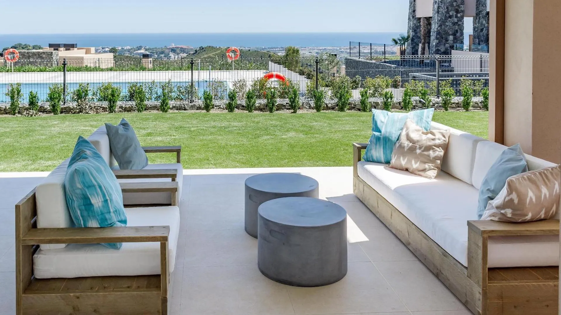Lo- Los Olivos Benahavis By Roomservices Spain